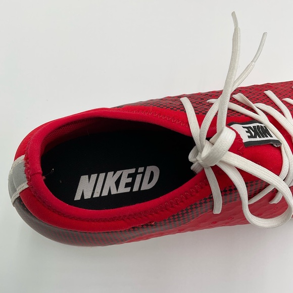 NIKEiD Custom Shoe - Picture 4 of 6